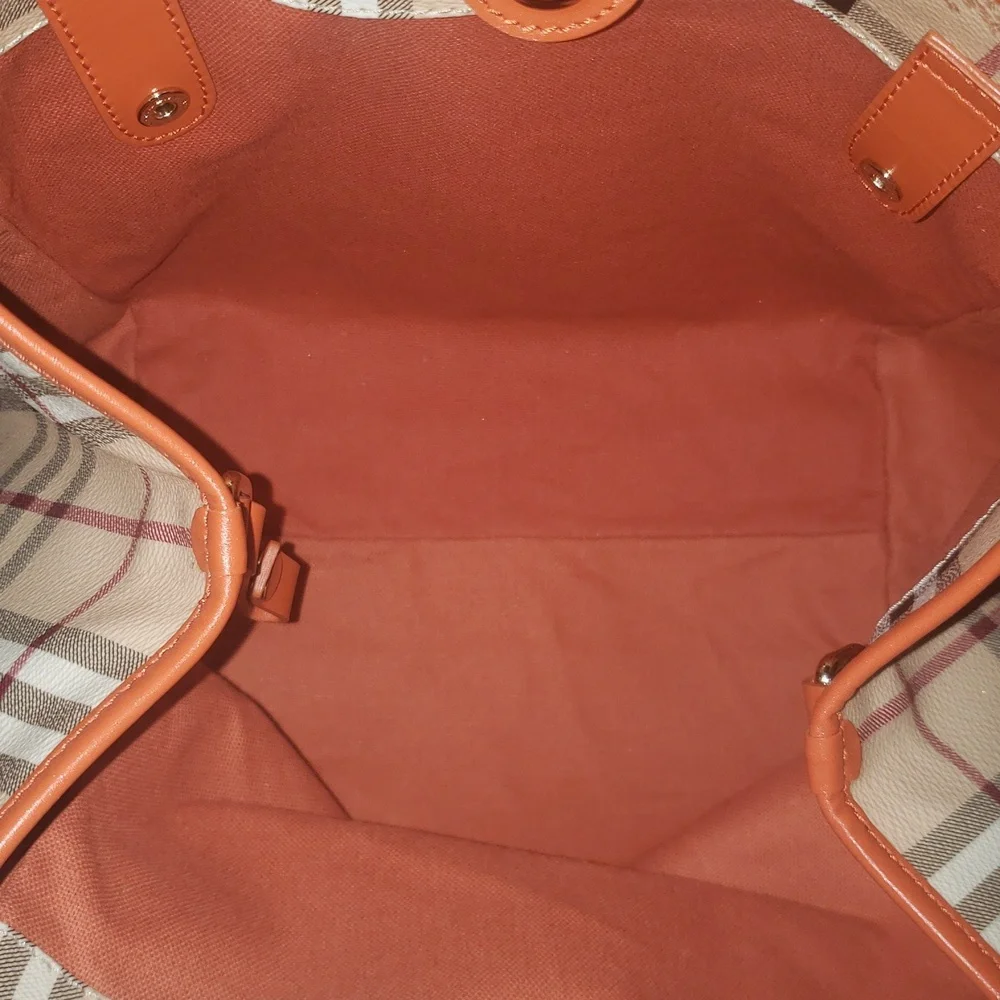 Burberry Haymarket Canterbury Tote - Picture 13 of 16